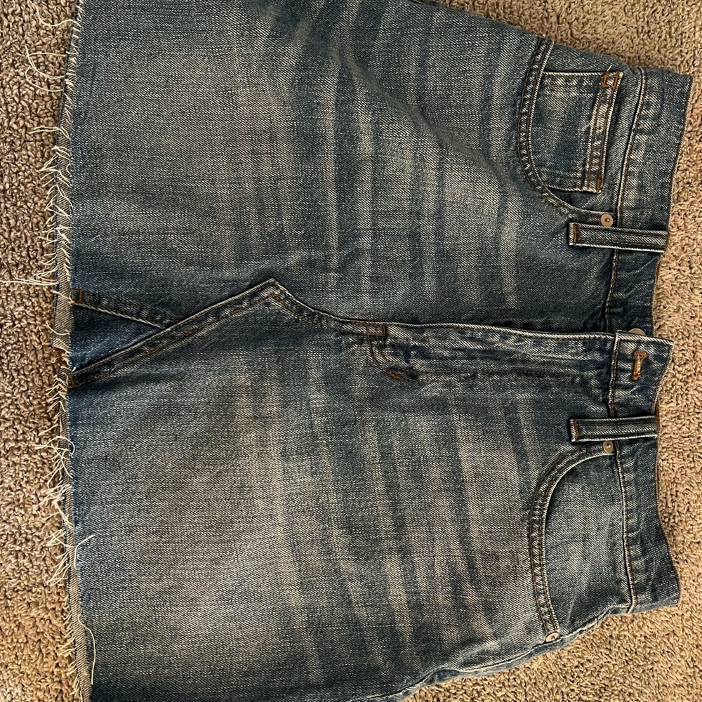 Madewell like new size 27 denim skirt